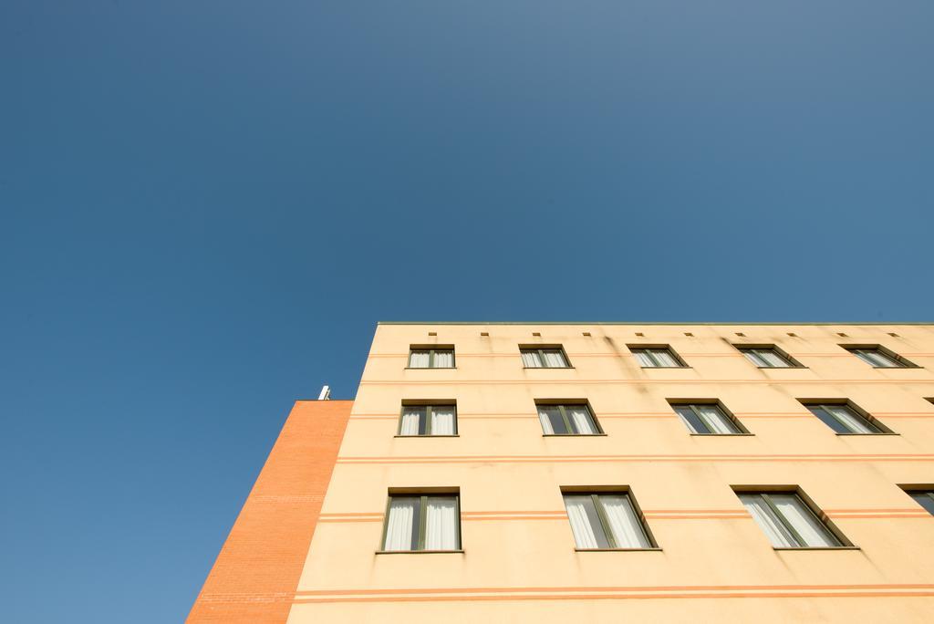 Meditur Hotel Pomezia Eksteriør billede