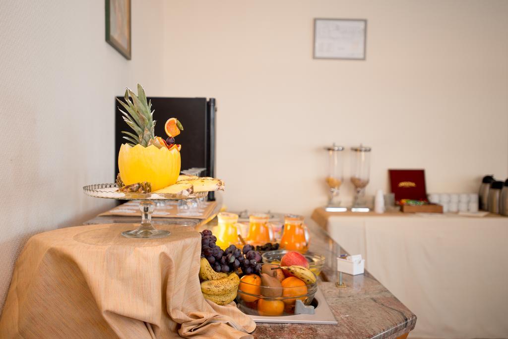 Meditur Hotel Pomezia Eksteriør billede