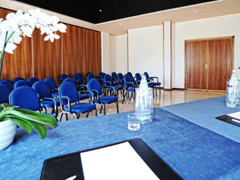Meditur Hotel Pomezia Eksteriør billede